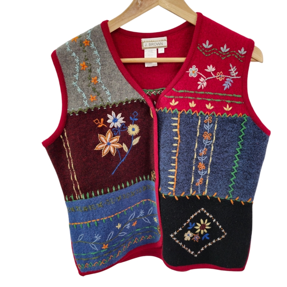 Vintage Granny J Brown Wool Embroidered Floral Vest Cottage Red Blue SZ P Medium